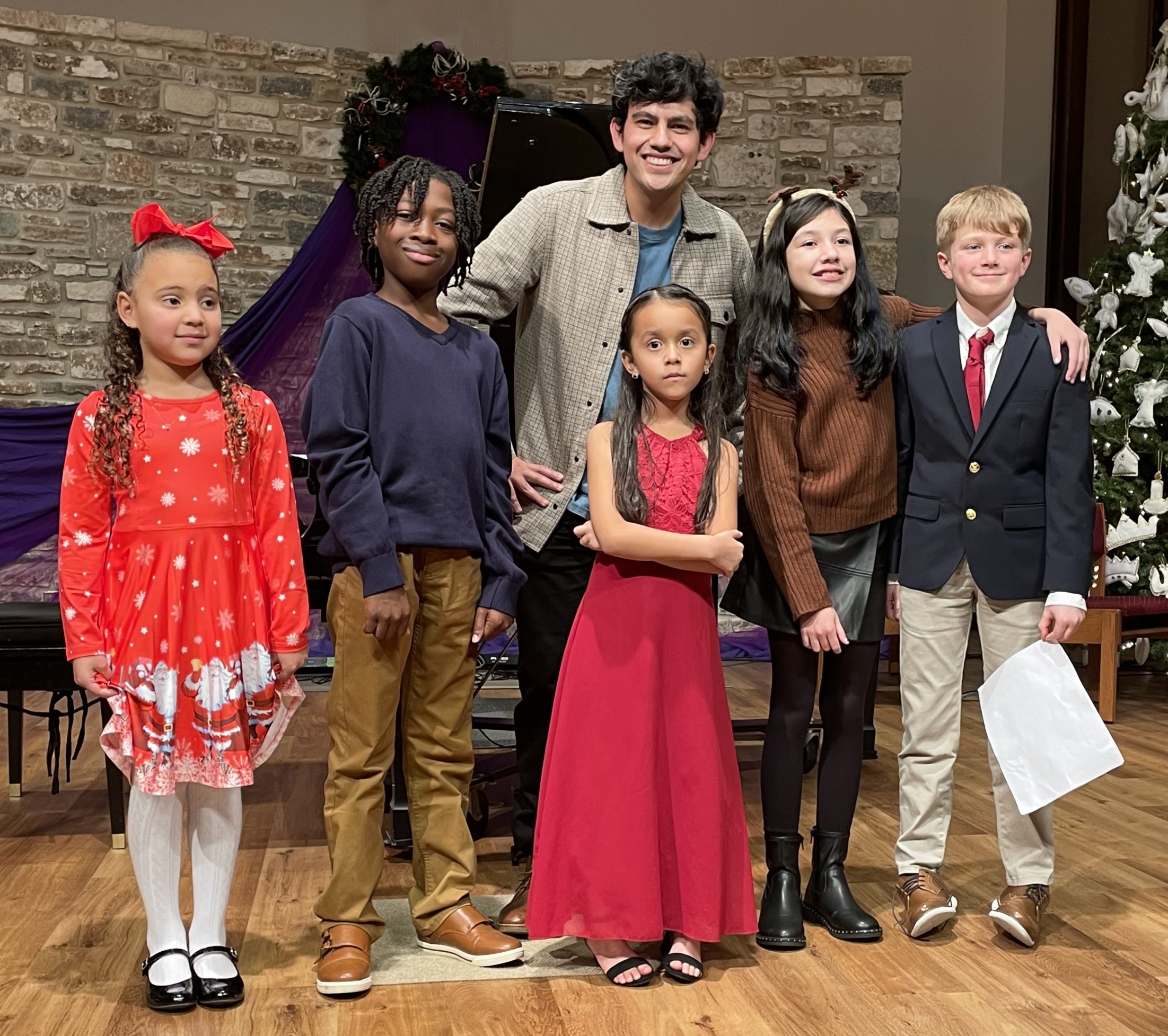 Daniel Maldonado with students